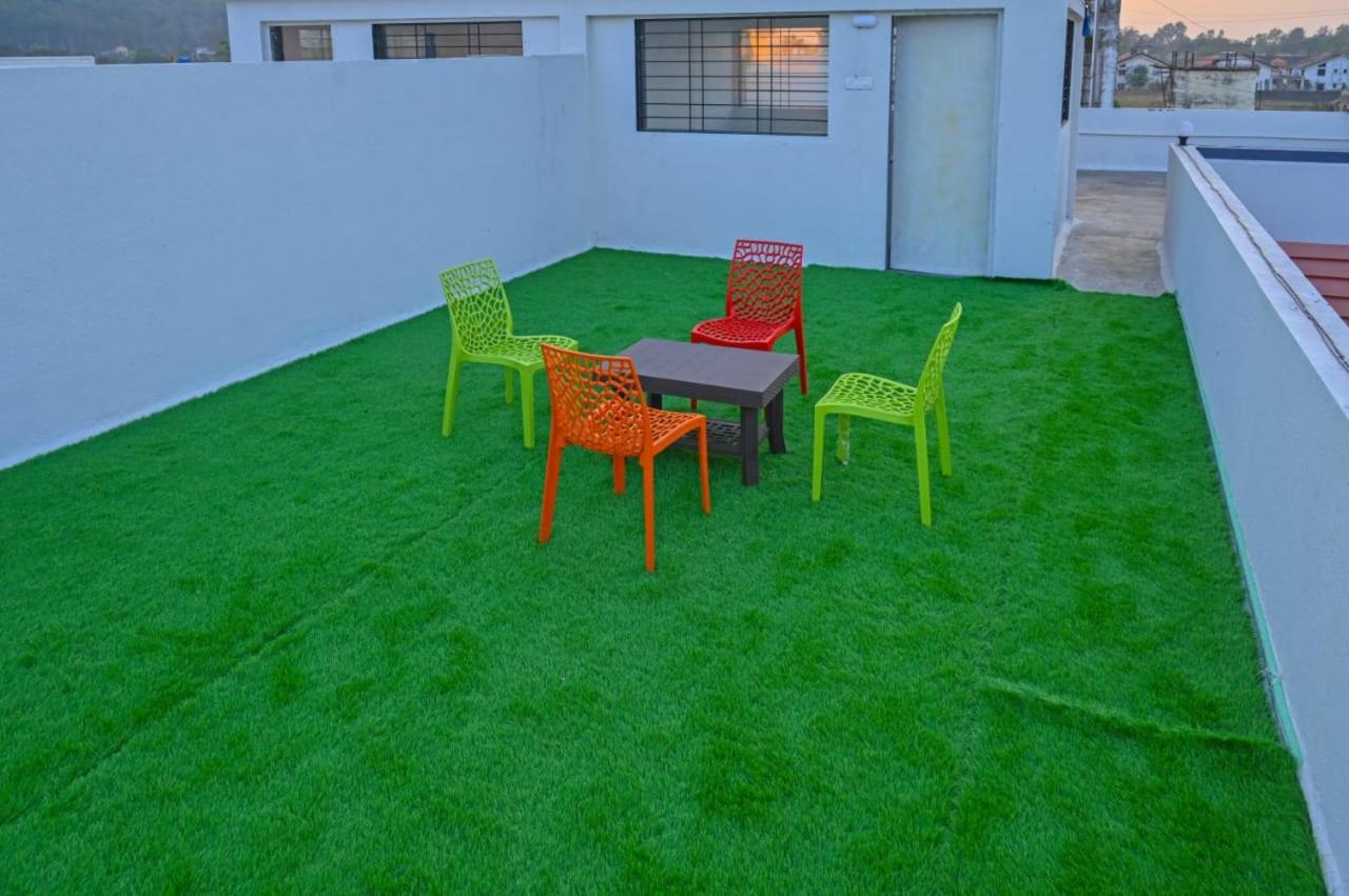 Fun Square Villa Лонавала Экстерьер фото