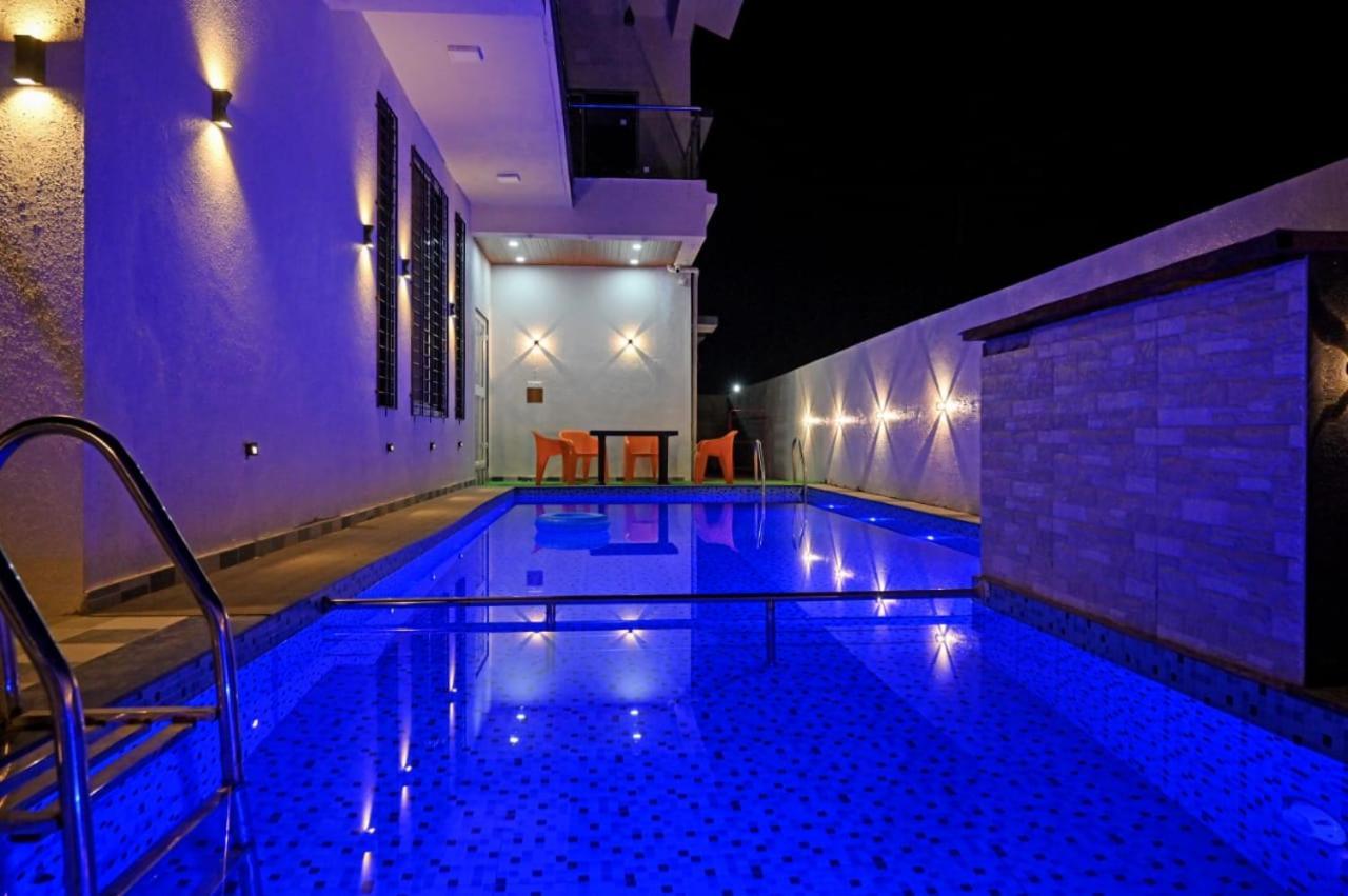 Fun Square Villa Лонавала Экстерьер фото